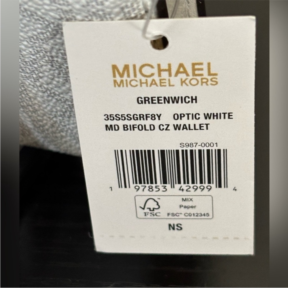 Michael Kors Greenwich Medium Signature Logo Wallet - Picture 7 of 8